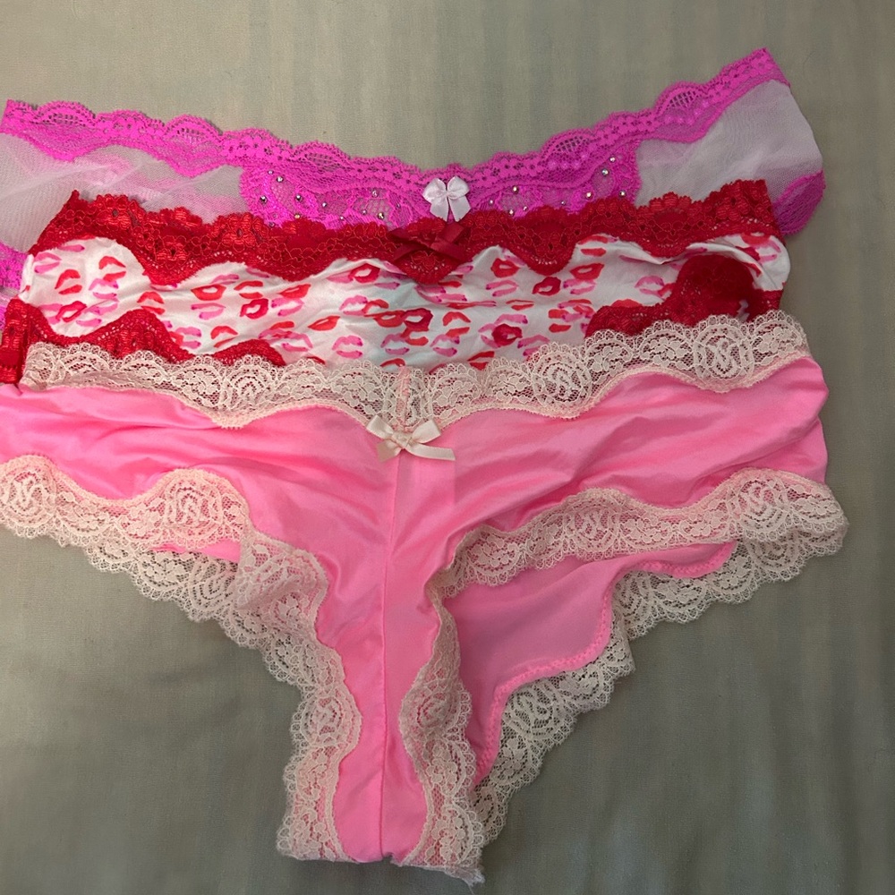 Lace Trimmed Women's Panties Set - Pink, Red Victoria’s Secret